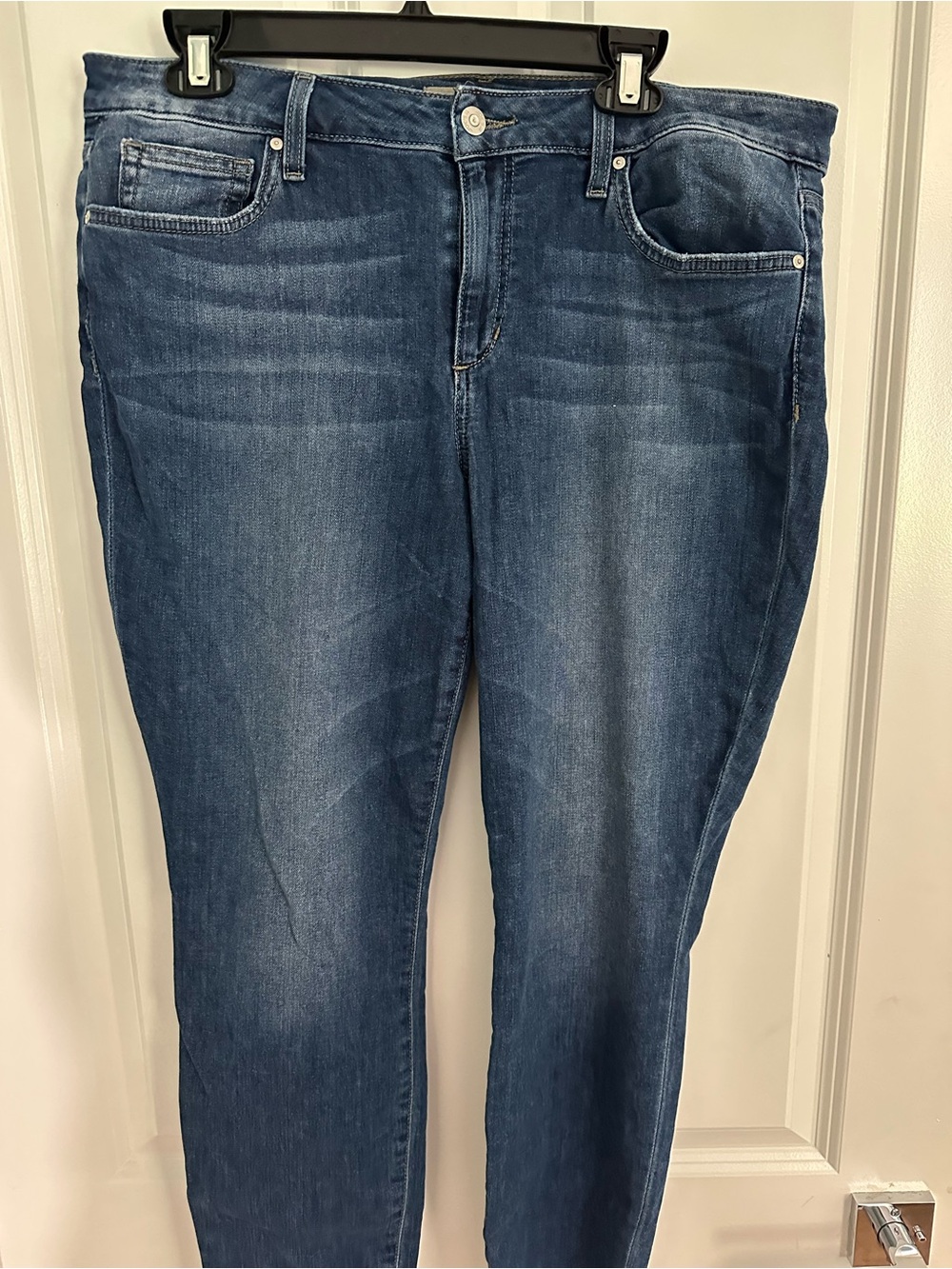 Jose’s Women's Dark Blue Stretch Jeans